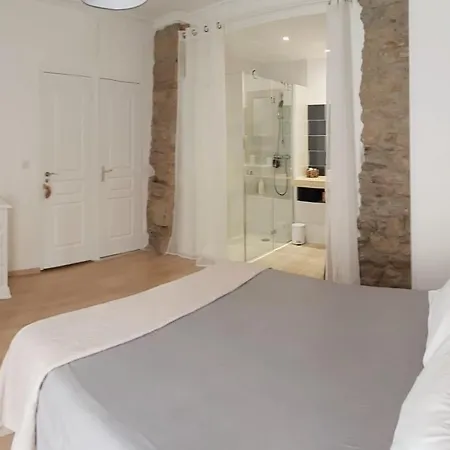 Privee Independante Dans Maison Bed & Breakfast *